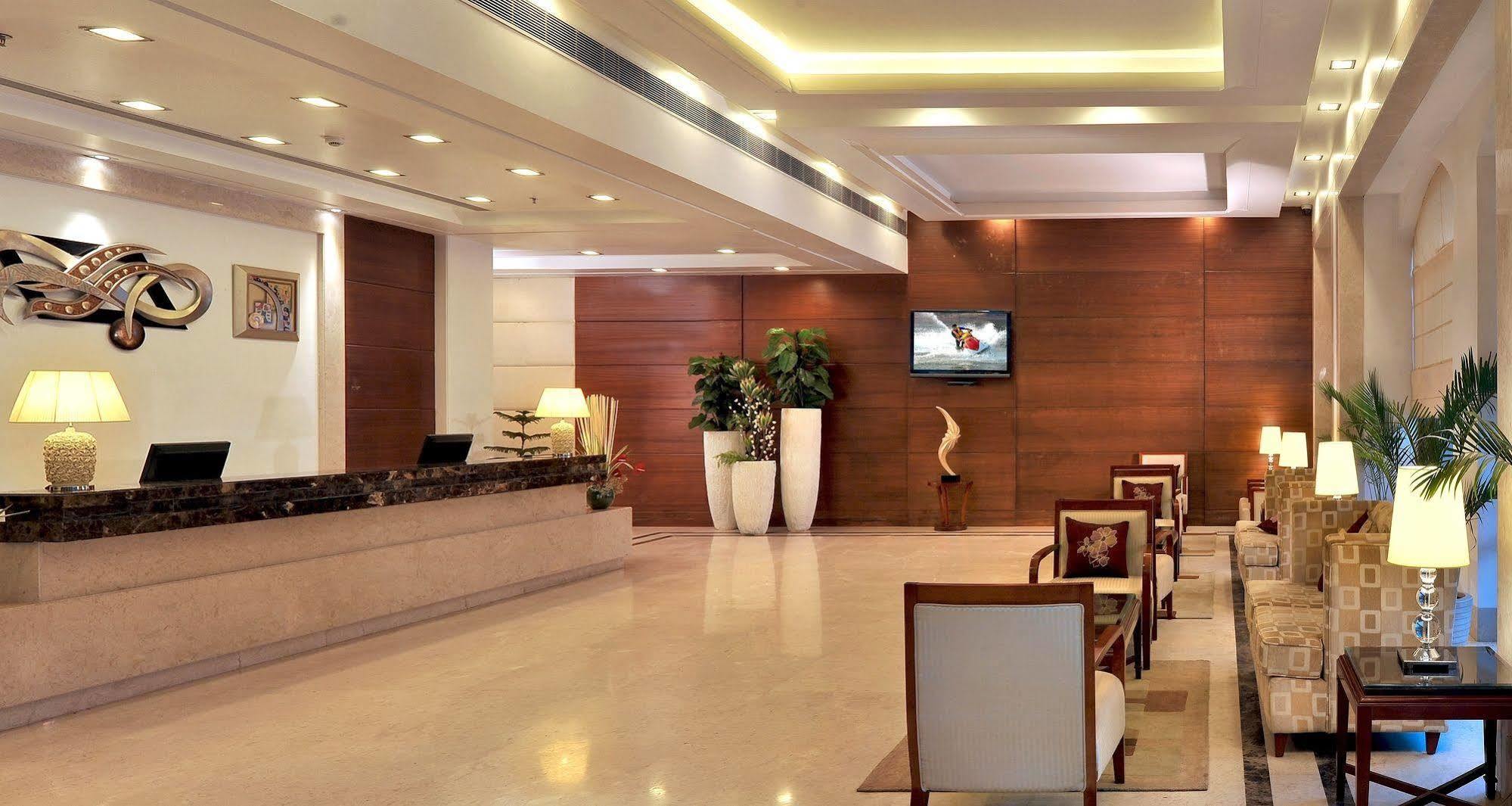 Hotel Haut Monde Gurgaon Interior photo